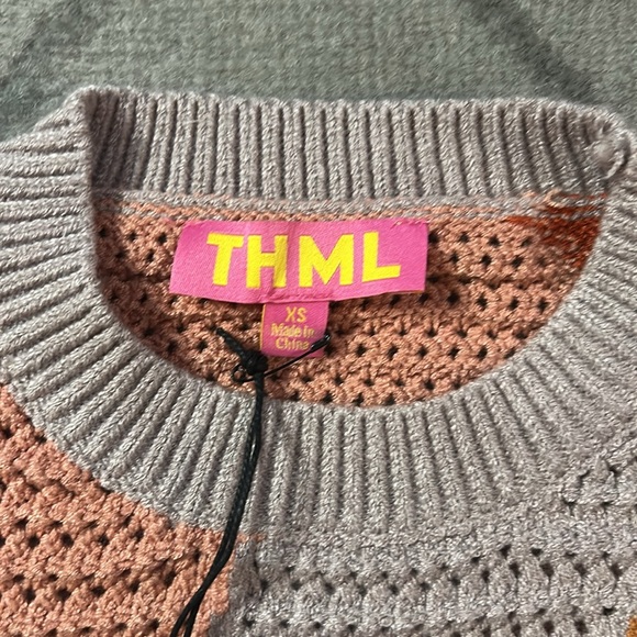 NWT THML SWEATER - Picture 2 of 6